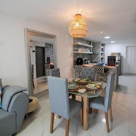Hospedaje Rosa Blanca Cartagena ภายนอก รูปภาพ