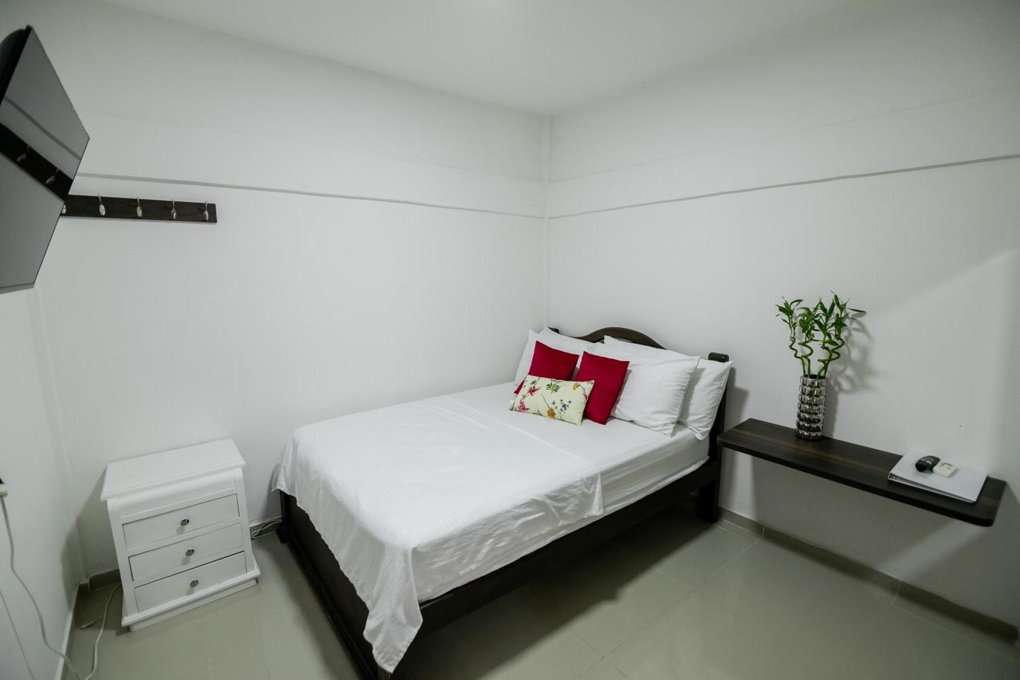 Hospedaje Rosa Blanca Cartagena ภายนอก รูปภาพ