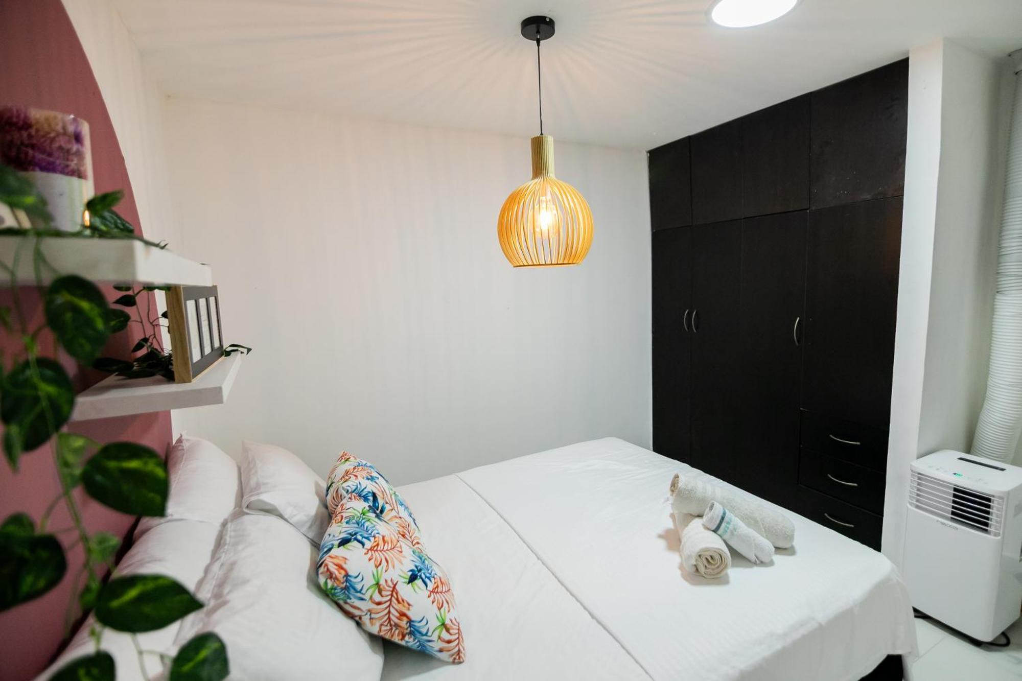 Hospedaje Rosa Blanca Cartagena ภายนอก รูปภาพ